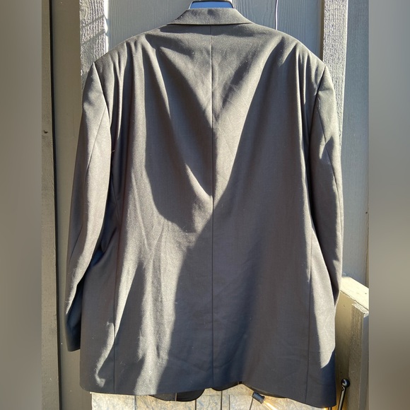 Classic Staple Men's Blazer in Black - Picture 7 of 9